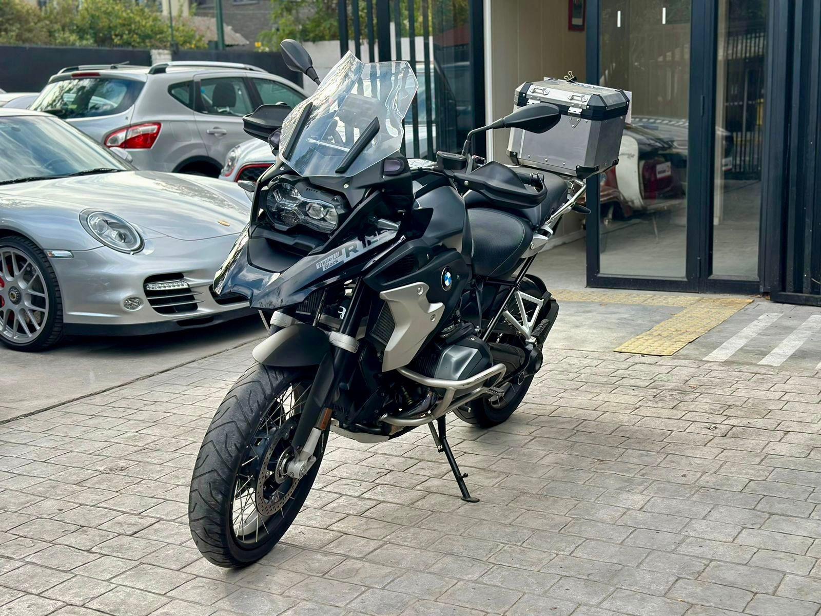 BMW R 1250 GS 2022 EQUIPO EXTRA - FULL MOTOR