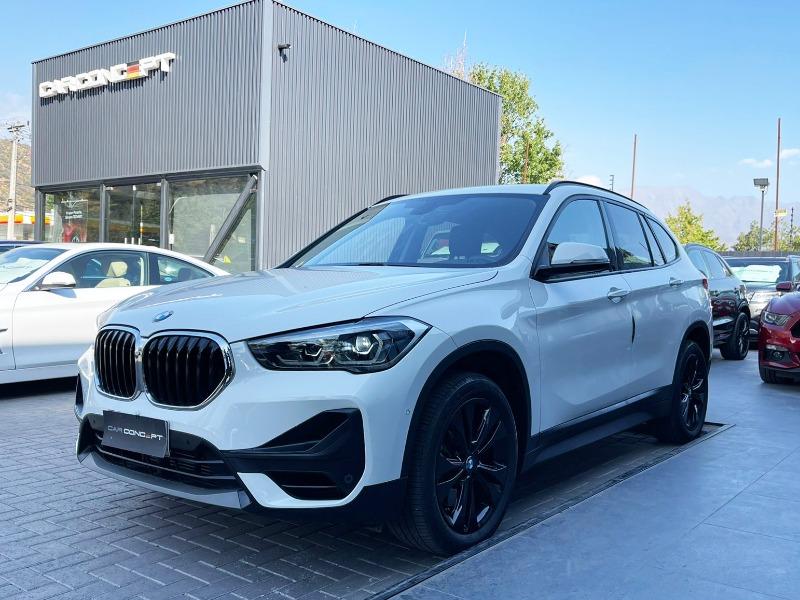 BMW X1 20i sDRIVE 2020 MANTENIMIENTO AL DÍA - 
