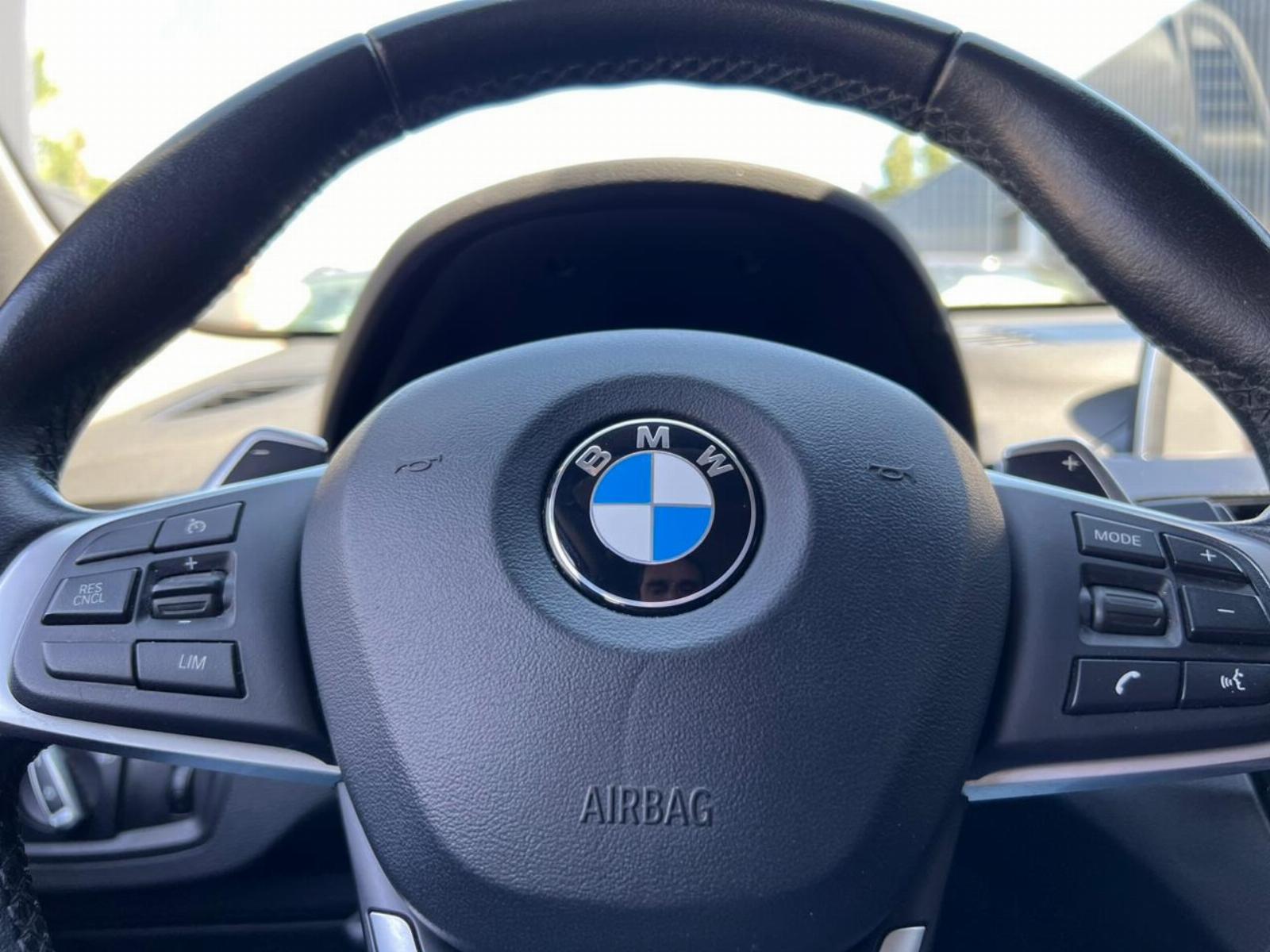 BMW X1 DIÉSEL SDRIVE 18D 2019 MANTENIMIENTO AL DÍA UN DUEÑO - FULL MOTOR