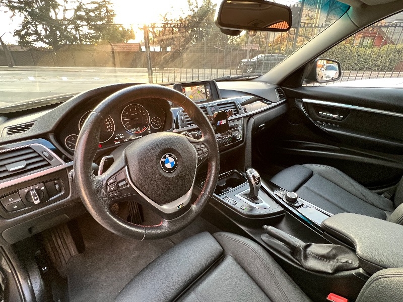 BMW 320I SPORT LCI 2.0 TWIN TURBO 2017 INCREIBLEMENTE FLAMANTE  - CSILLAG