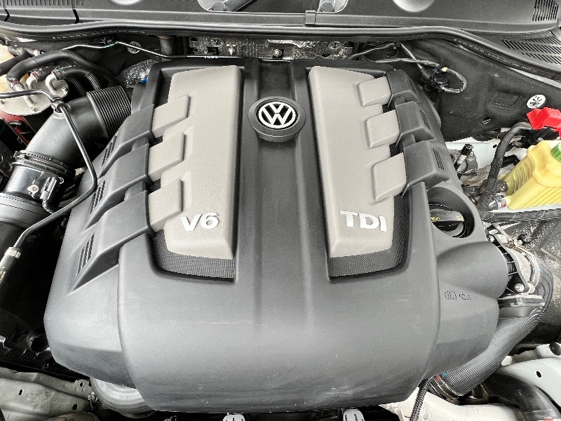 VOLKSWAGEN TOUAREG 3.0 TDI V6 AUTO NAV 4WD 2015 UNICO DUEÑO - IDEAL EXIGENTES  - CSILLAG