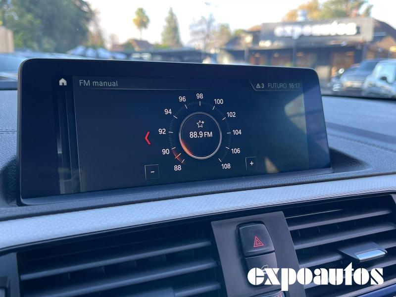 BMW 120 LCI 2.0 LOOK M 2019 OCHO CAMBIOS 184 HP - ExpoAutos