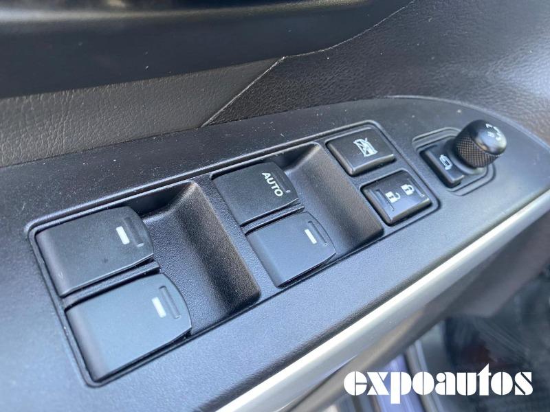 SUZUKI S-CROSS LIMITED 1.6 CVT 4WD 2015 MANTENIMIENTO EN LA MARCA - ExpoAutos