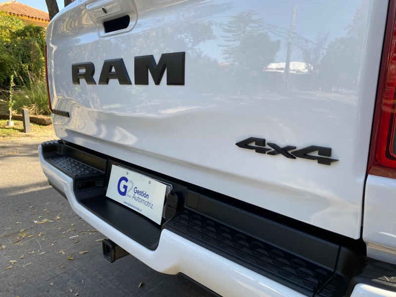 DODGE RAM 1500 1500 big horn crew cab 2021 UNICO DUEÑO, MANTENCION AL DIA - G2 AUTOMOVILES