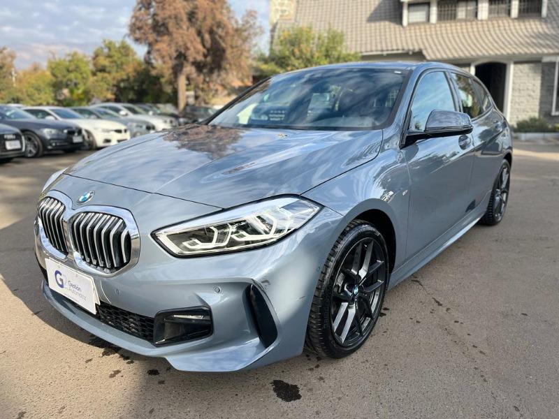 BMW 118I M SPORT HB 1.5 AUT 2023 MANTENCIONES EN LA MARCA, UN DUEÑO - 