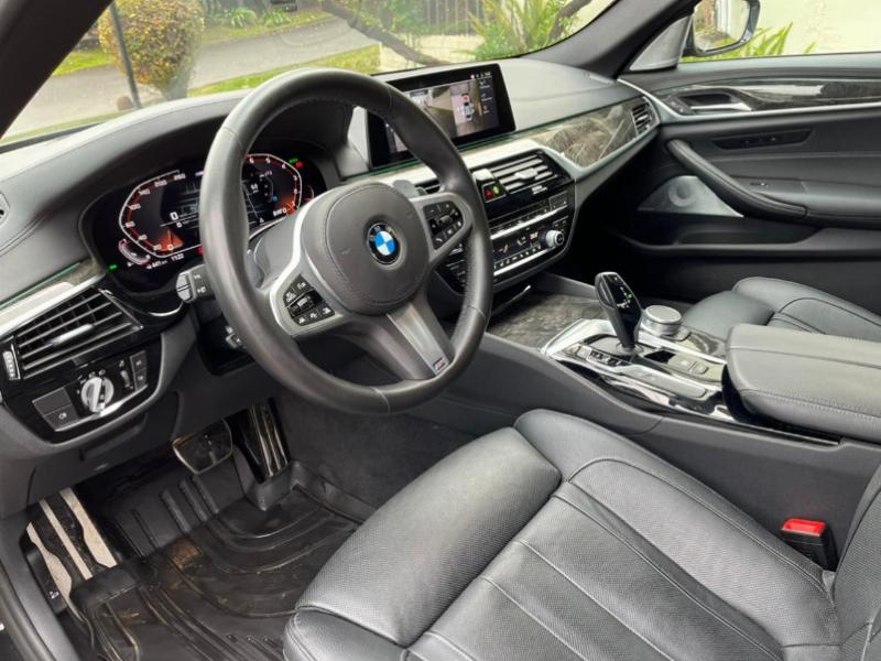 BMW 550 M550i XDRIVE 2021 UN DUEÑO, DOS LLAVES - FULL MOTOR