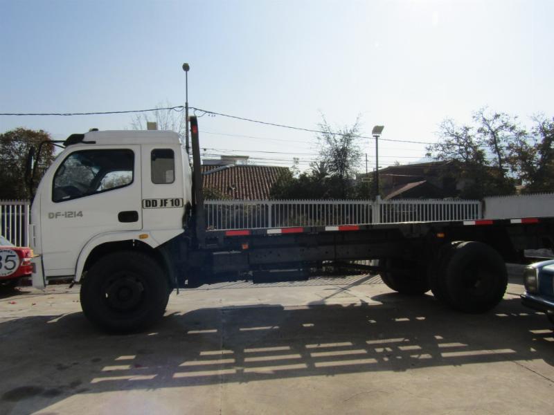 DONGFENG DF-1214 8 a 10 mil kg.  Impecable.  2011 Valor 14.980.000 con iva incluido y factura de ven - FULL MOTOR