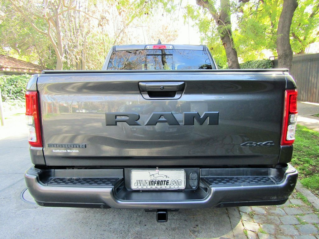 RAM 1500 Crew Cab Big Horn 4x4 3.6 aut 2022 Valor con Iva incluido. Con Factura  - FULL MOTOR