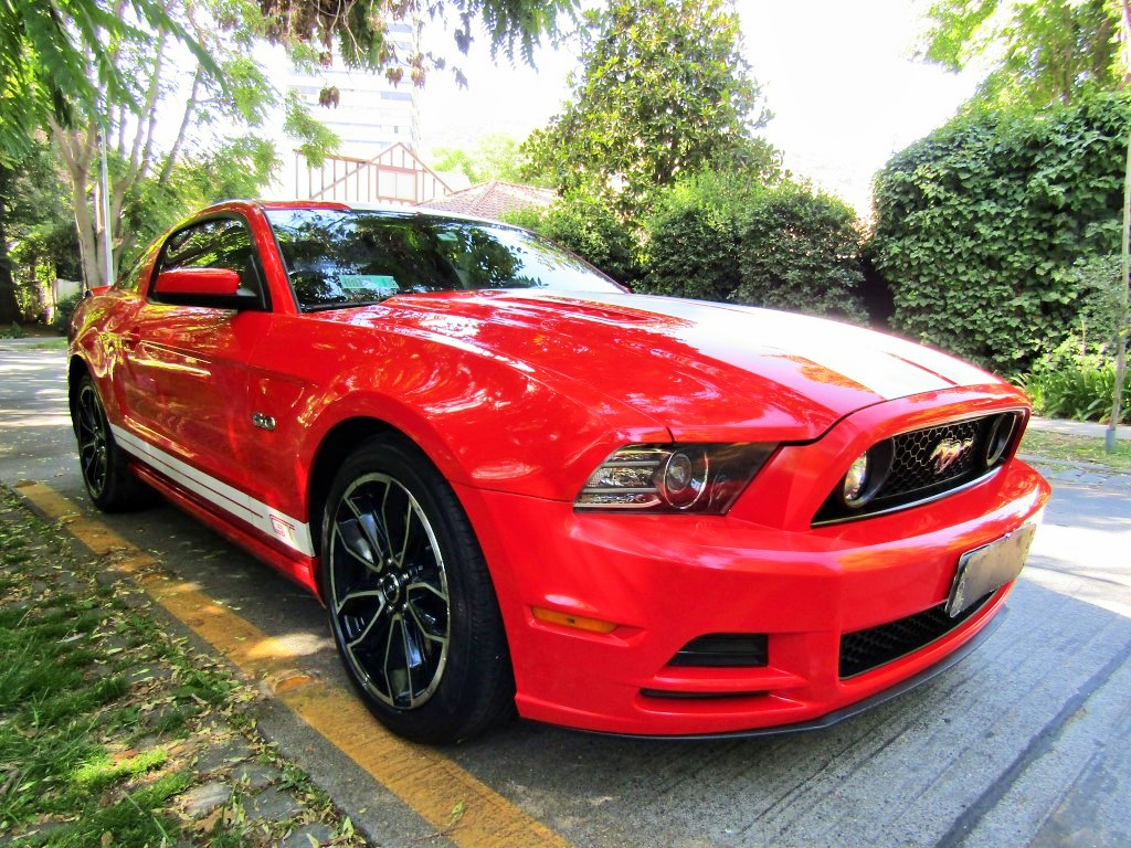 FORD MUSTANG Mustang GT Premium 5.0 AUT. 2014 Cuero, 420 hp.  PRECIOSO.  - FULL MOTOR