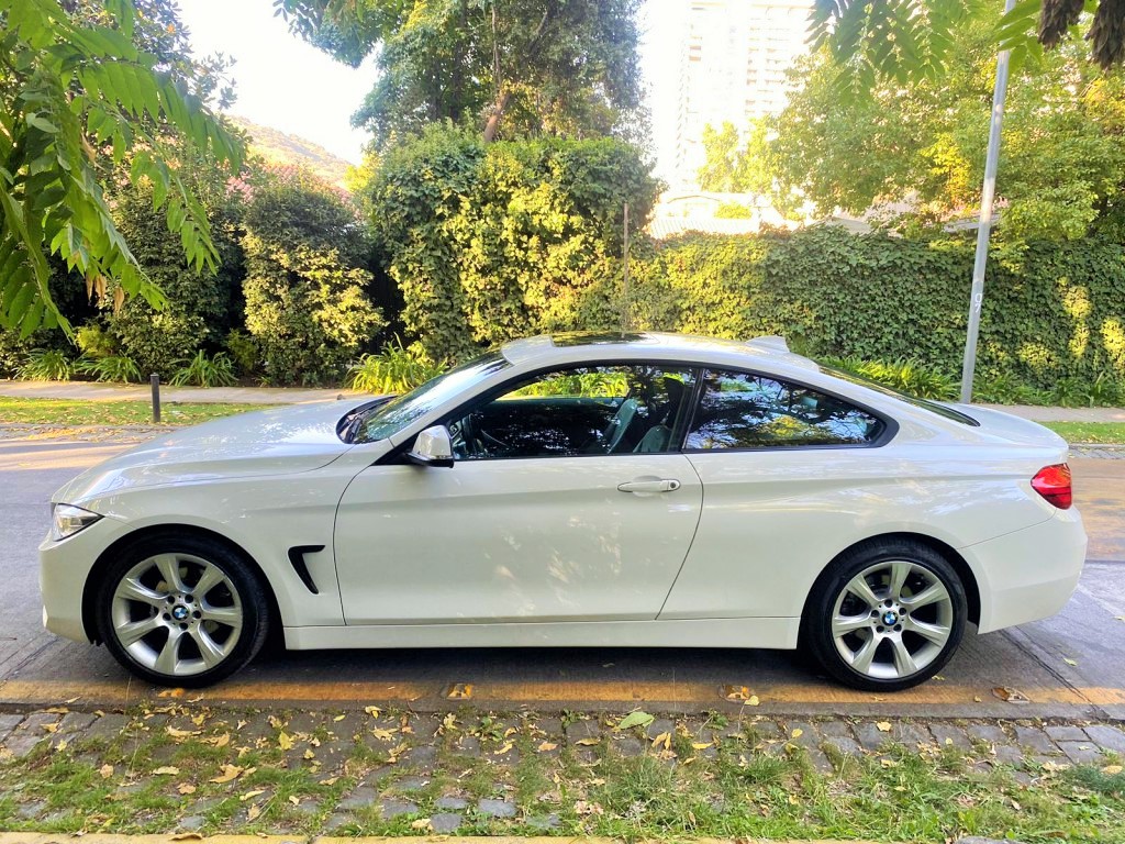 BMW 420  i Coupé 2.0 Aut. 2017 cuero, sunroof, navegador Paddel 8 velocidades.  - FULL MOTOR
