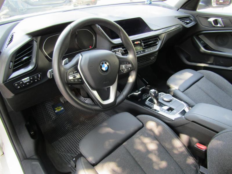 BMW 118D 2.0 118D A Dynamic 5P 2021 Diesel 1 dueño. Mantención gratis, garantía de fab - FULL MOTOR