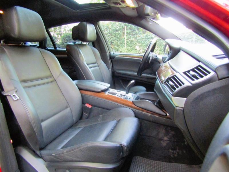BMW X6 4.4 M 567 hp. 2016 Cuero, sunroof, Bajo Km.   - JULIO INFANTE