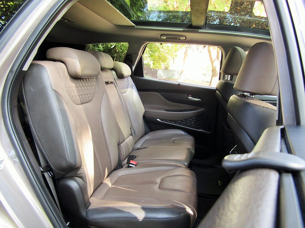HYUNDAI SANTA FE 2.4 AT AWD  2019 Limited, cuero, sunroof, interior BI color  - JULIO INFANTE