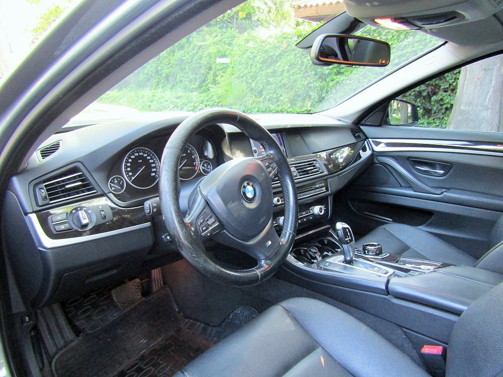 BMW 523 523 IA Aut. cuero sunroof 2012 Maximo equipo. IMPECABLE.  - JULIO INFANTE