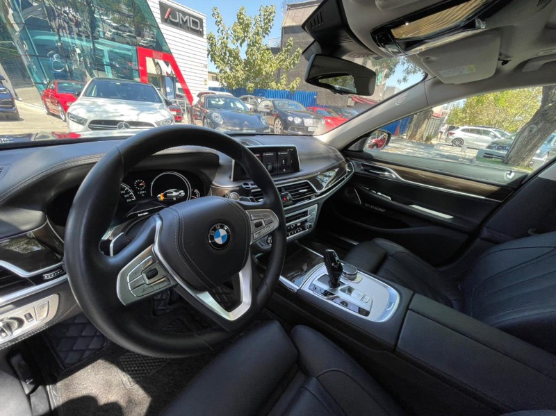 BMW 750 4.4 2019 MANTENIMIENTO EN WBM - JMD AUTOS