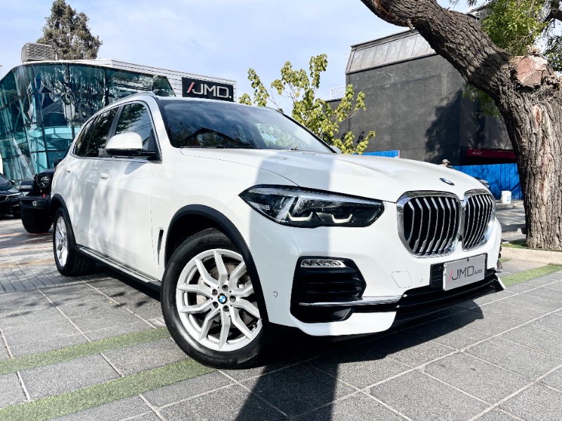 BMW X5 DIESEL xDRIVE UN DUEÑO 2020 MANTENIMIENTO EN WBM - JMD AUTOS