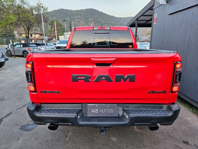 RAM 1500 REBEL HEMI 5.7 4WD 2020 SUSPENSION NEUMATICA, MANTENCIONES - FULL MOTOR