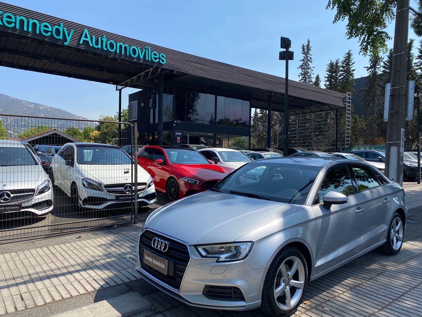 AUDI A3 1.4  35 TFSI Stronic Auto  2019 Impecable - FULL MOTOR