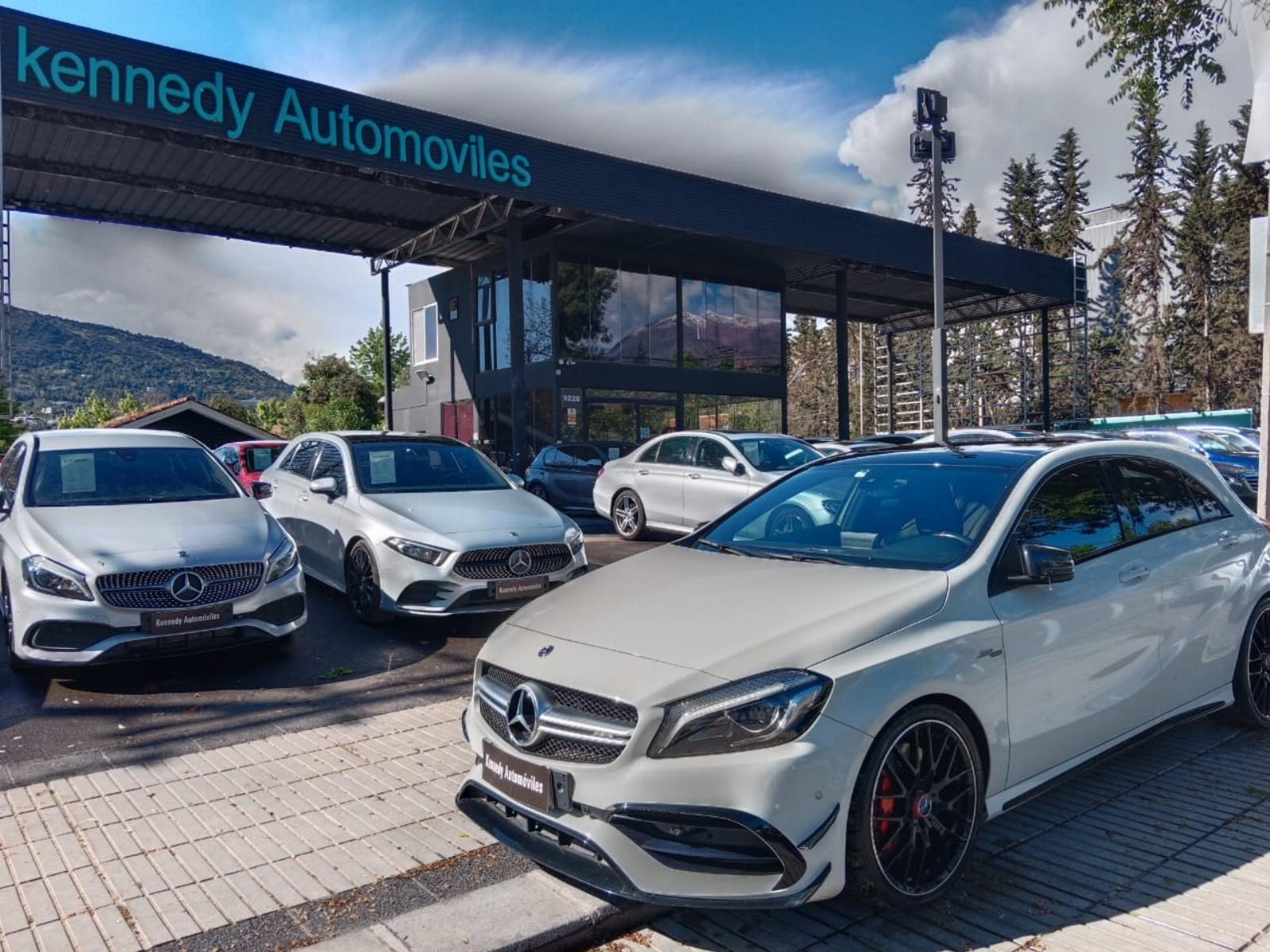 MERCEDES-BENZ A45 2.0 A45 AMG AUTO 4MATIC 2018 Impecable - KENNEDY AUTOMOVILES