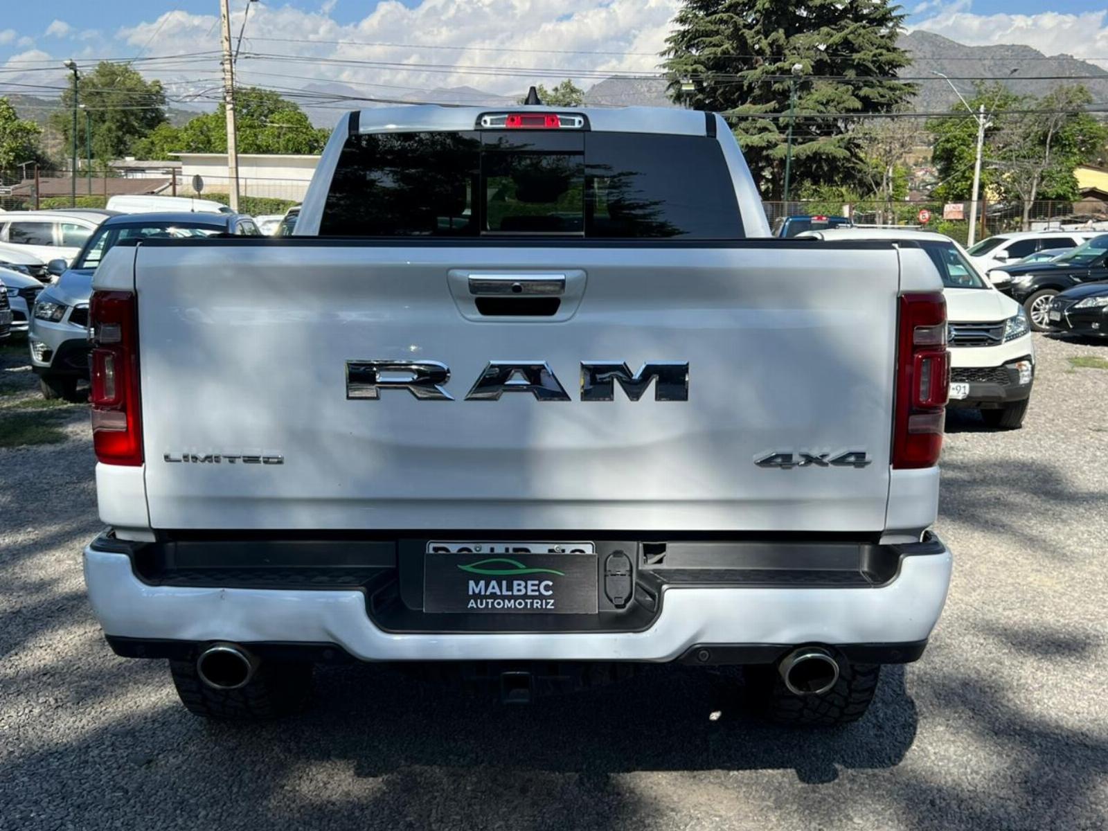 RAM 1500 LIMITED 2021 ÚNICO DUEÑO - MALBEC AUTOMOTRIZ