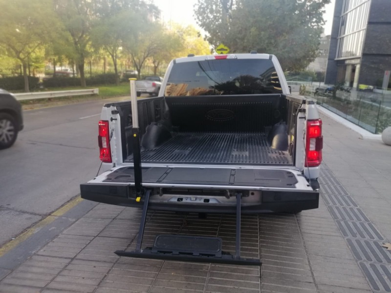 FORD F-150 3.3 XLT Double Cab  2021 Increíble oportunidad - FULL MOTOR