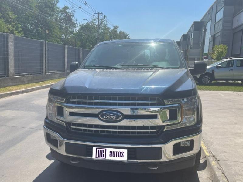 FORD F-150 5.0 Double Cab XLT 4WD 2019 Excelente vehículo - FULL MOTOR