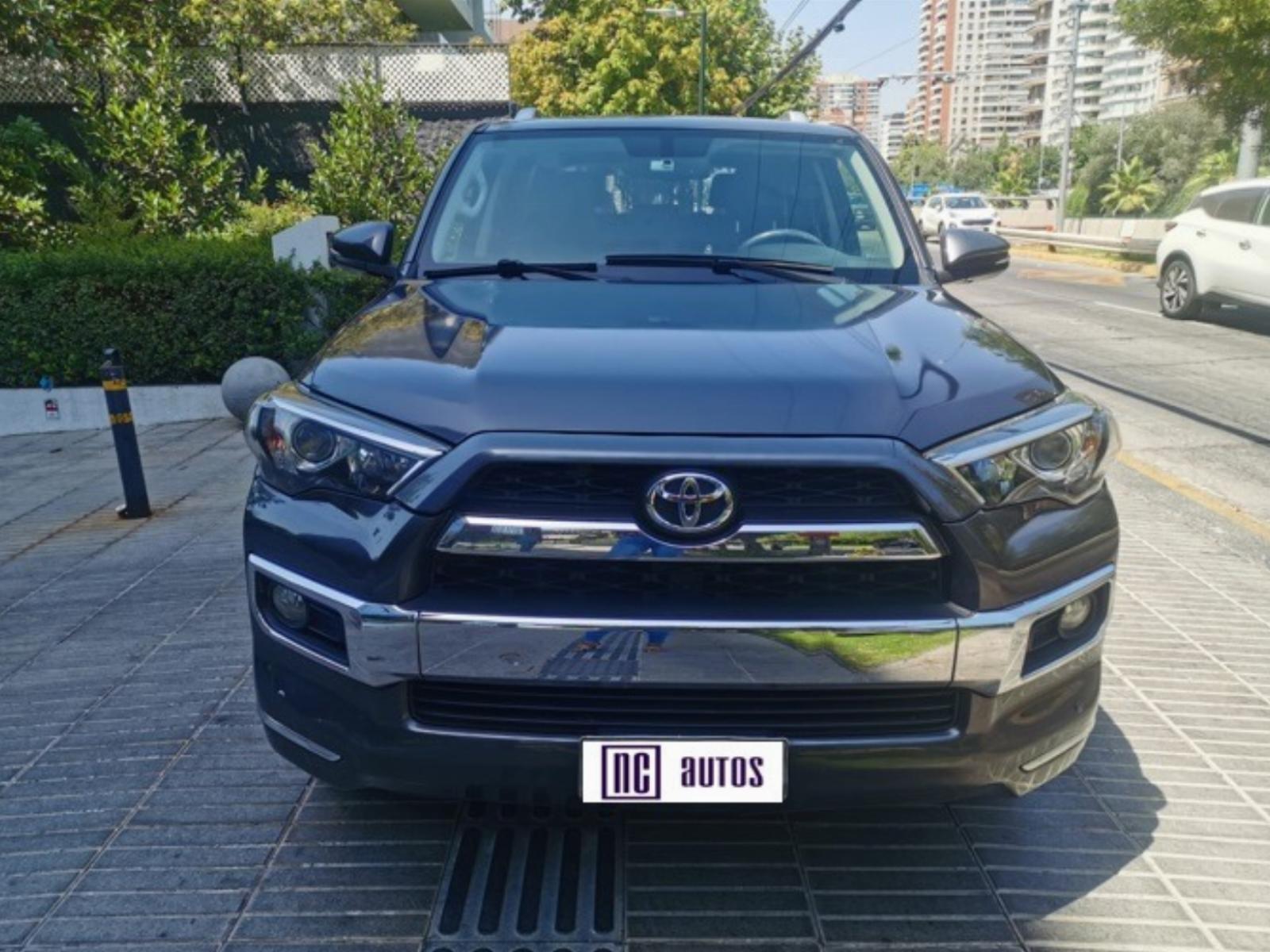 TOYOTA 4 RUNNER 4.0 Limited Auto 4x2 2016 Excelente Oportunidad - FULL MOTOR