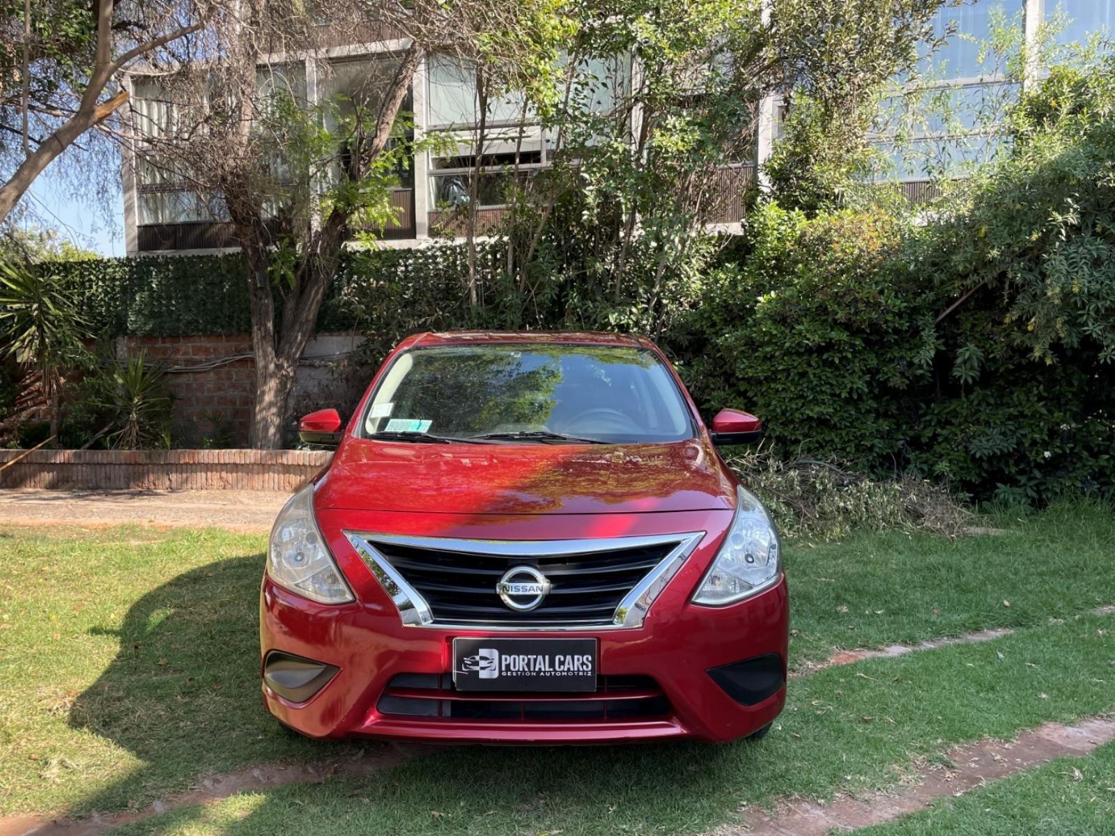 NISSAN VERSA 1.6 4x2  2018 IMPECABLE - FULL MOTOR