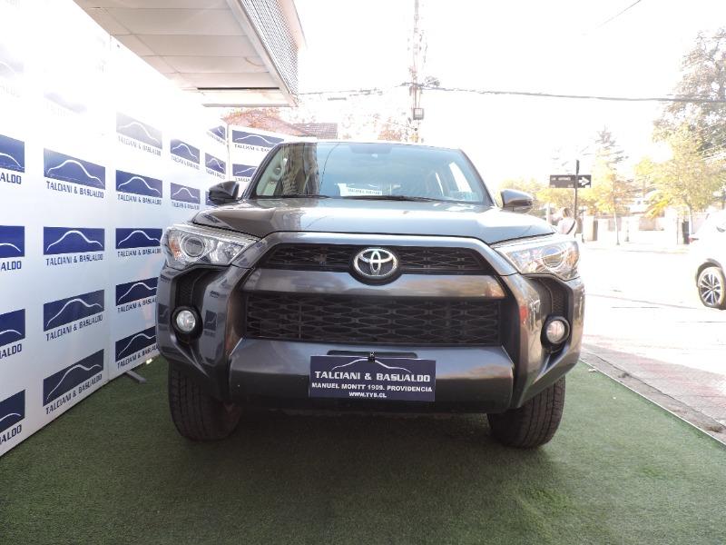 TOYOTA 4 RUNNER SR5 4X4 4.0 AT 2014 AUTOMATICA - 4X4 - 