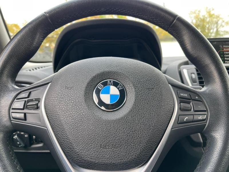 BMW 118 1.5 TURBO 2017 MANTENIMIENTO AL DÍA - FULL MOTOR
