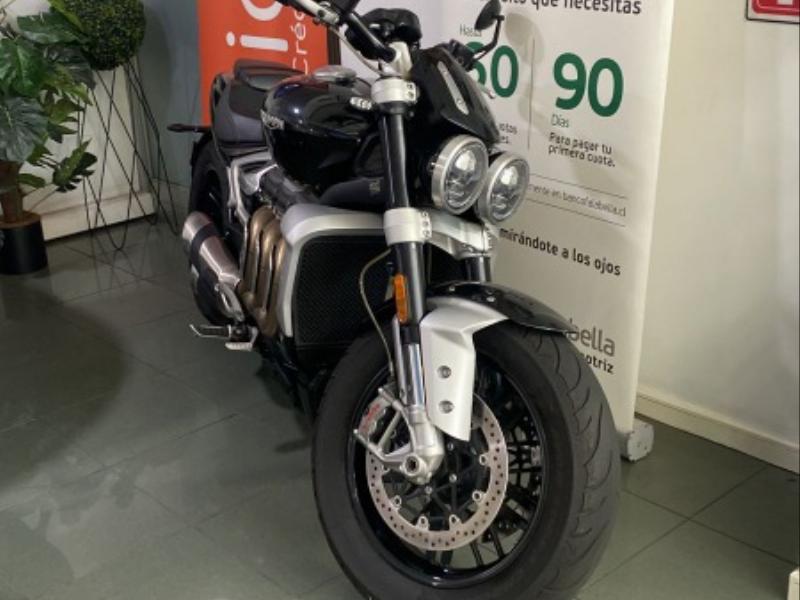 TRIUMPH ROCKET 3 2.5cc 2021 SOLO 4.000 KM!! - AGUSAVI