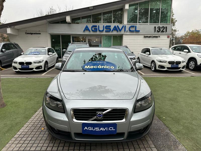 VOLVO C30 2.0 T MEC 2010 EXCELENTE ESTADO / 146 HP - AGUSAVI