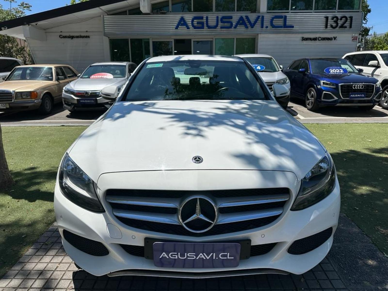 MERCEDES-BENZ C180 1.6T AUTO 2018 POCO KILOMETRAJE !! - AGUSAVI