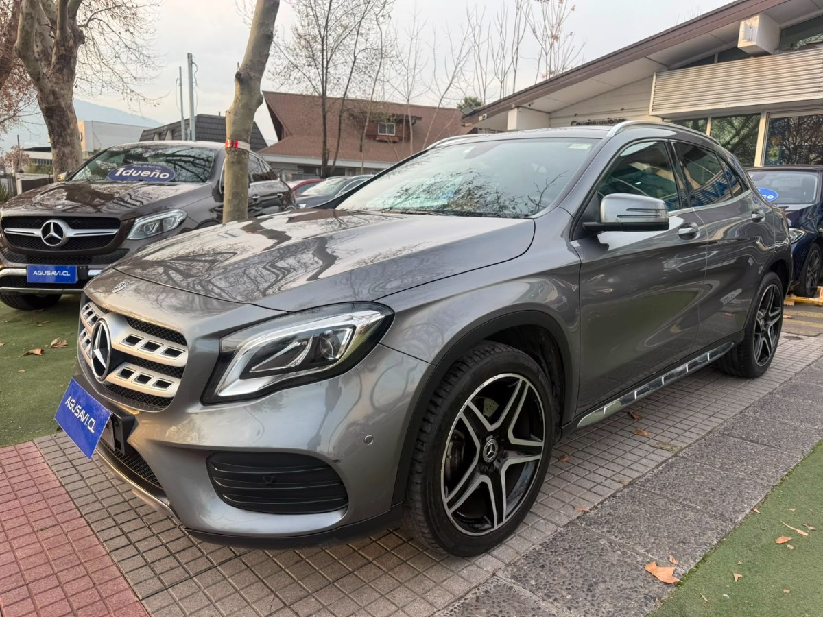 MERCEDES-BENZ GLA 250 2.0 4MATIC 4X4 AT 5P. 2019 MUY POCO KM!! - FULL MOTOR