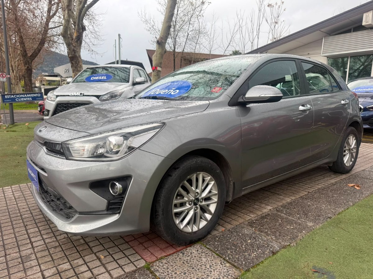 KIA RÍO 5 EX 1.4L 6MT FULL 2022 UNICO DUEÑO - FULL MOTOR