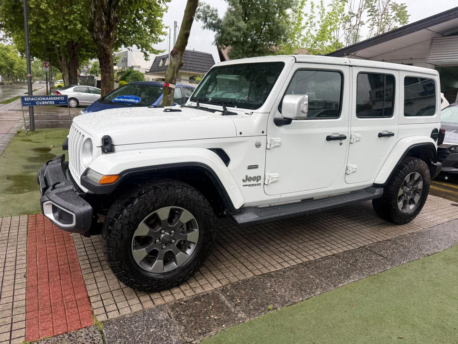 JEEP WRANGLER UNLIMITED SAHARA 3.6 OVERLAND 4X4 2020 - FULL MOTOR