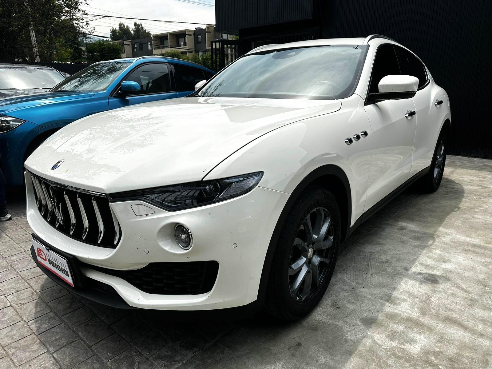MASERATI LEVANTE 3.0 Q4 2021 SÓLO 33.400 KILÓMETROS - 