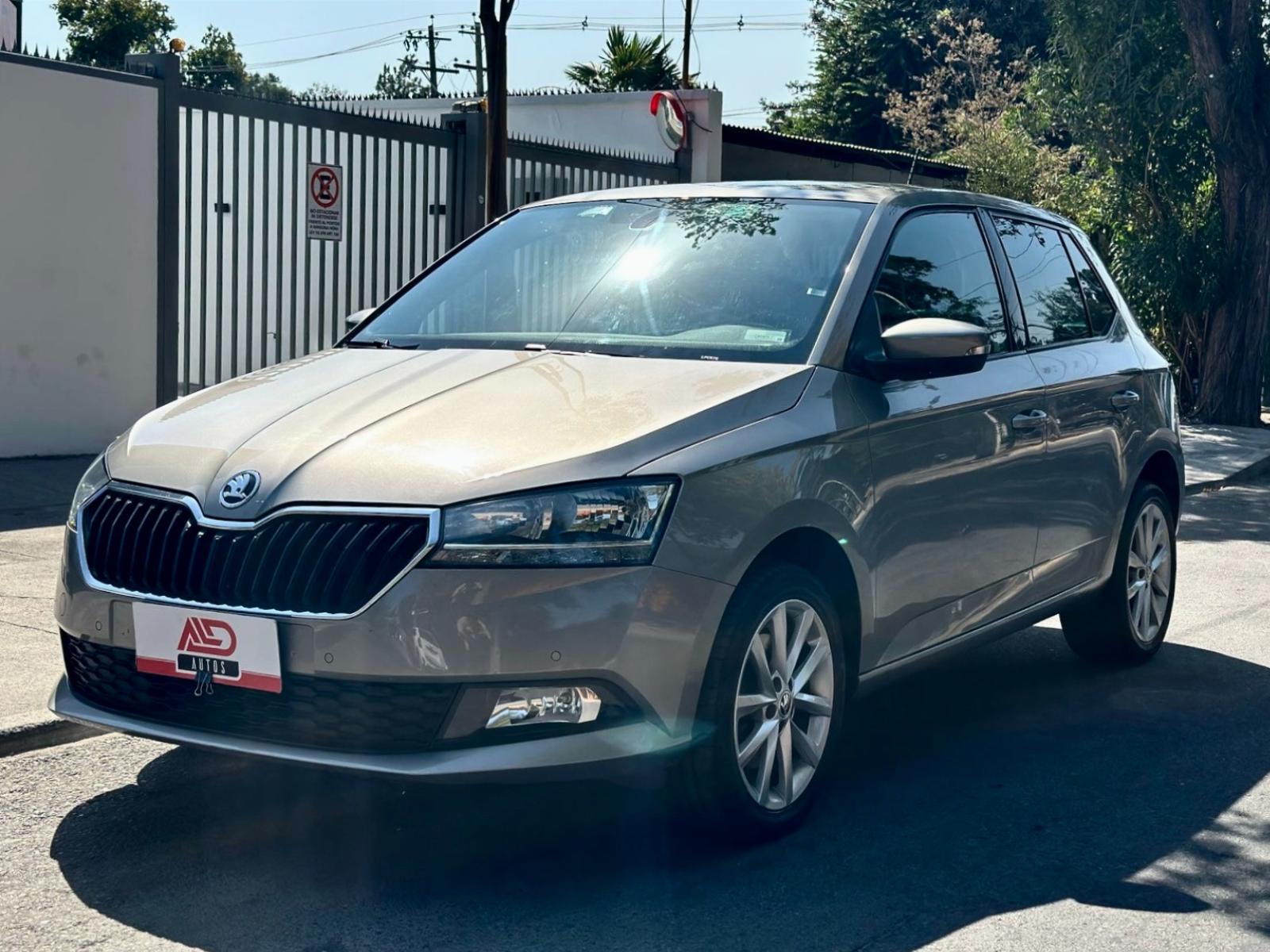SKODA FABIA 1.0 TSI 2020 MANTENIMIENTO AL DÍA - Automotora La Dehesa