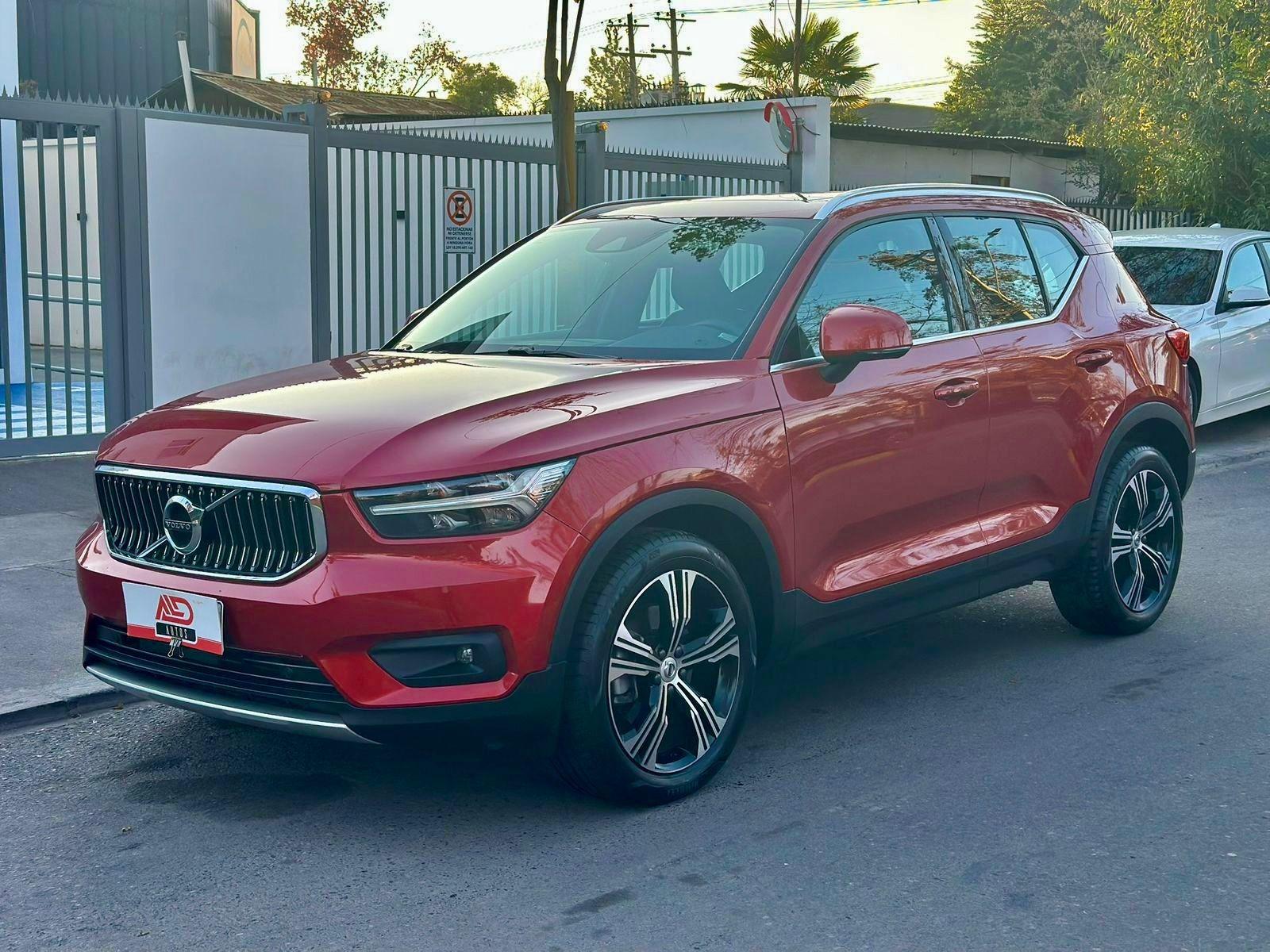 VOLVO XC40 T4 INSCRIPTION 2022 ÚNICO DUEÑO - 