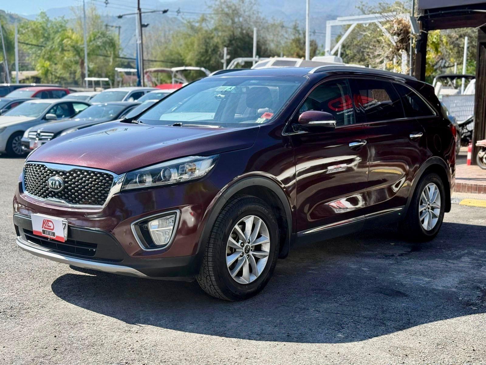 KIA SORENTO EX 2.4 AT 2015 UN DUEÑO TRES CORRIDAS DE ASIENTOS - FULL MOTOR