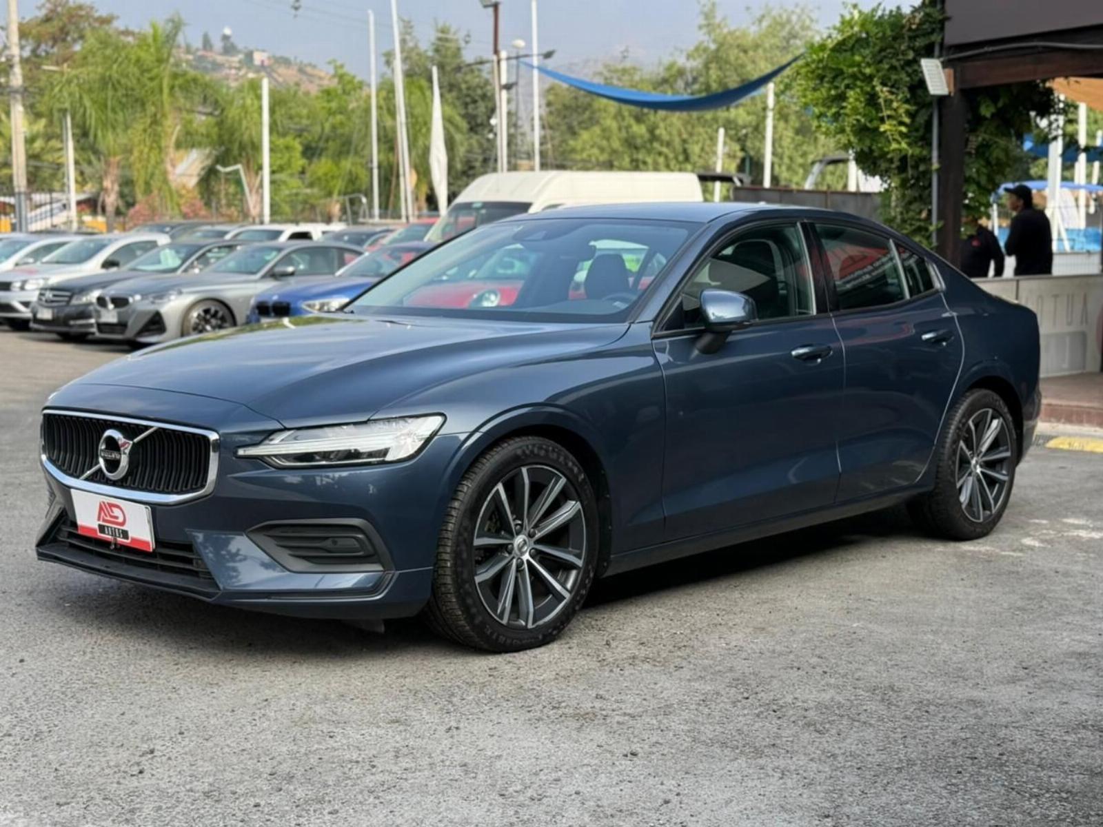 VOLVO S60 B4 2.0T 2022  - 