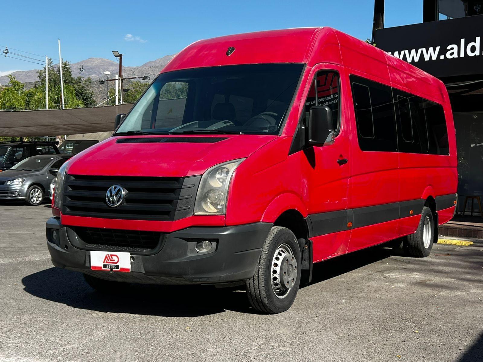 VOLKSWAGEN CRAFTER 50 2017 CAPACIDAD 20 PASAJEROS - Automotora La Dehesa