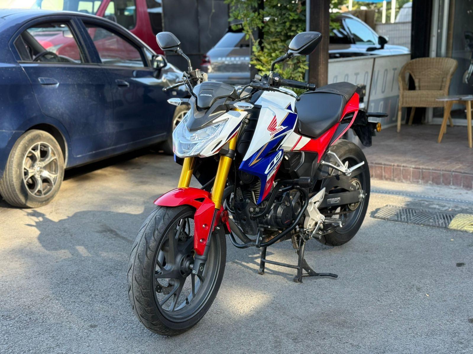 HONDA CB 190 RI 2023 ÚNICO DUEÑO - FULL MOTOR