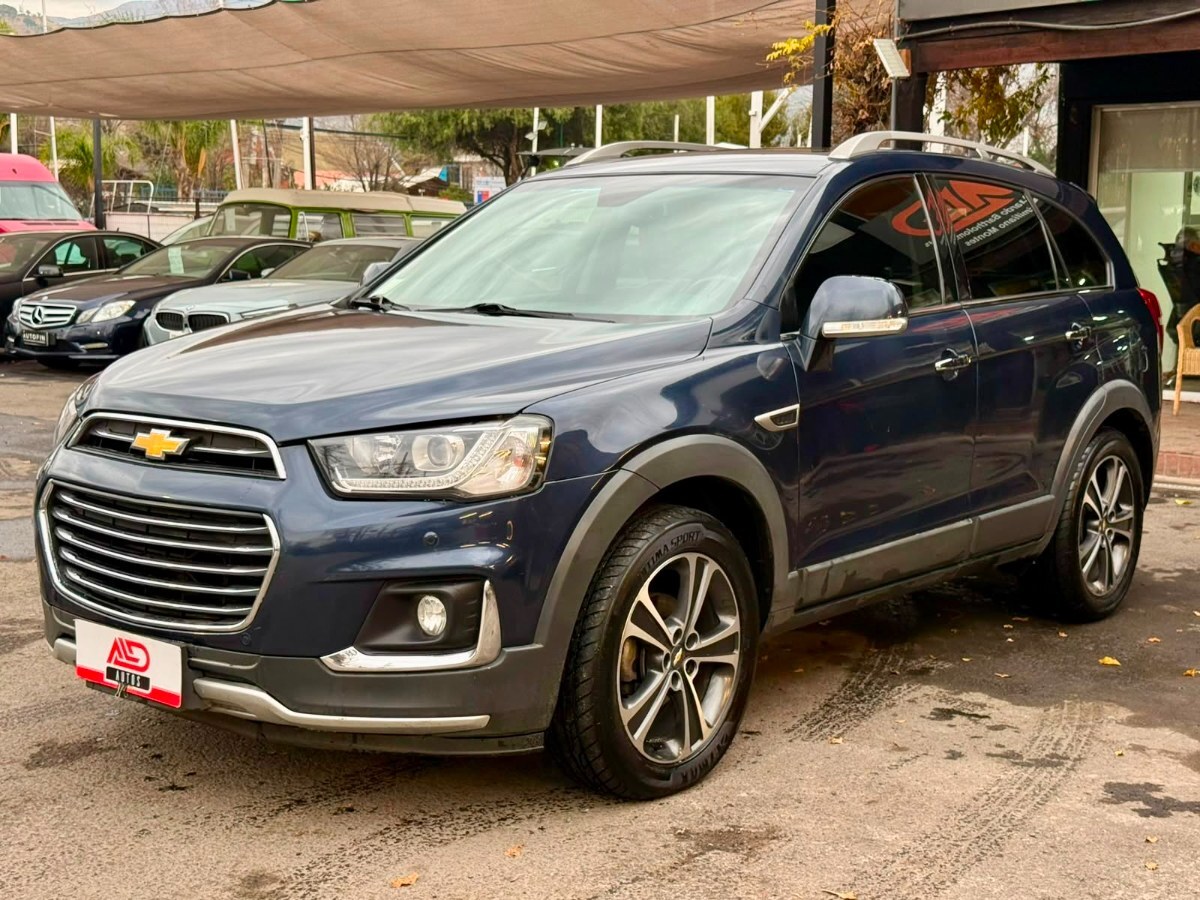 CHEVROLET CAPTIVA LTZ DIESEL AWD AT 2017 TRES CORRIDAS DE ASIENTOS - FULL MOTOR