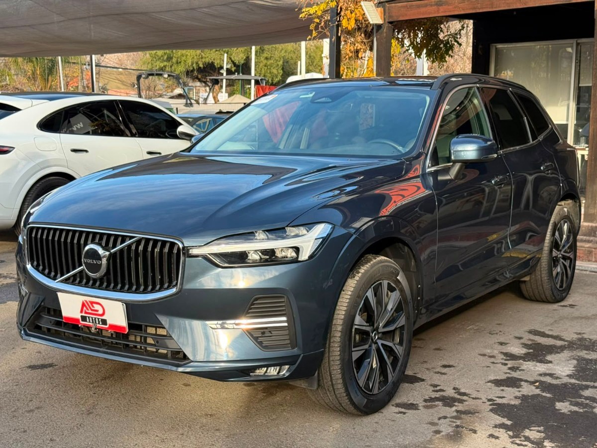 VOLVO XC60 2.0 B5 AWD 2024 MANTENIMIENTO EN LA MARCA - FULL MOTOR