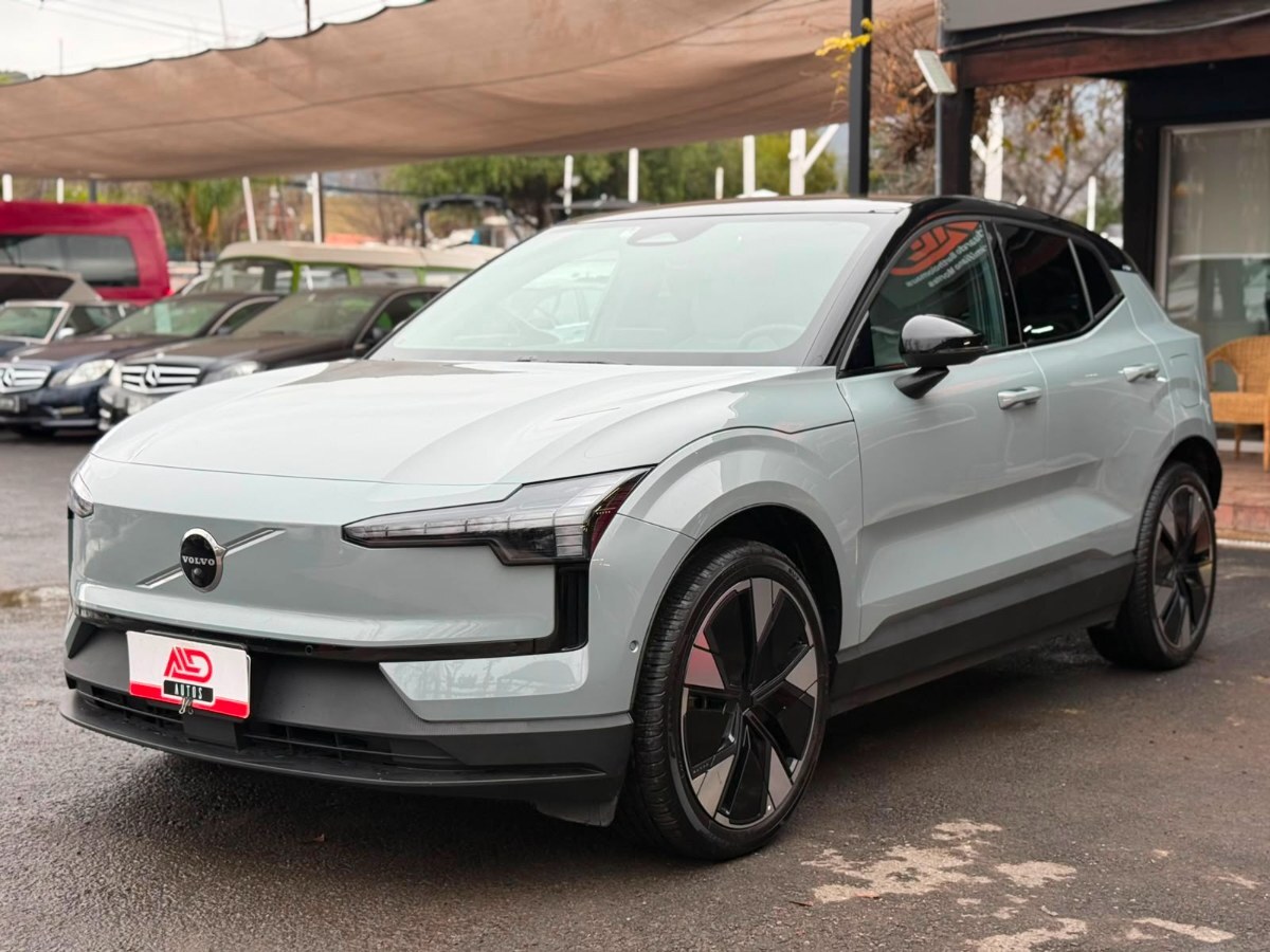 VOLVO EX30 E60 ULTRA AT 2025 100% ELÉCTRICO - FULL MOTOR