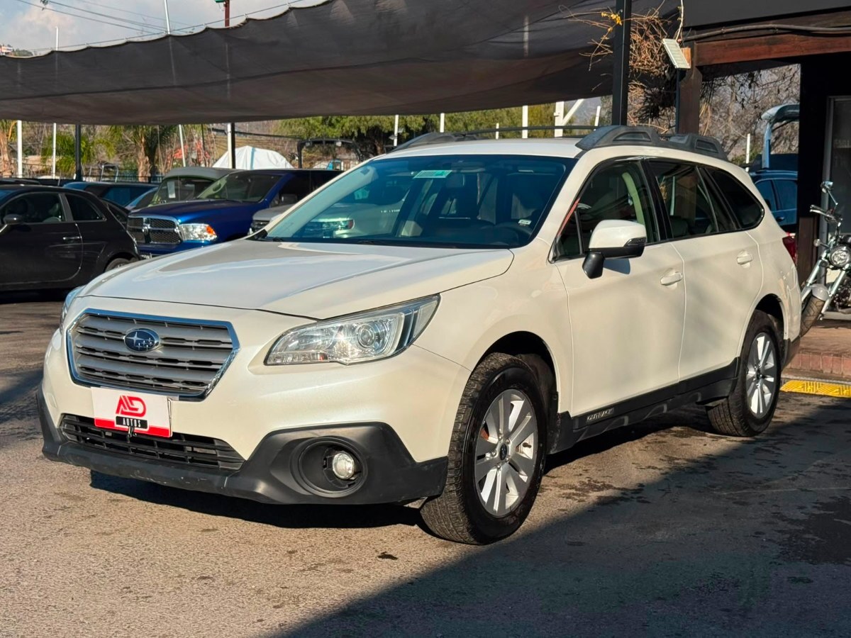 SUBARU OUTBACK XS CVT 2.5 AWD 2015  - Automotora La Dehesa