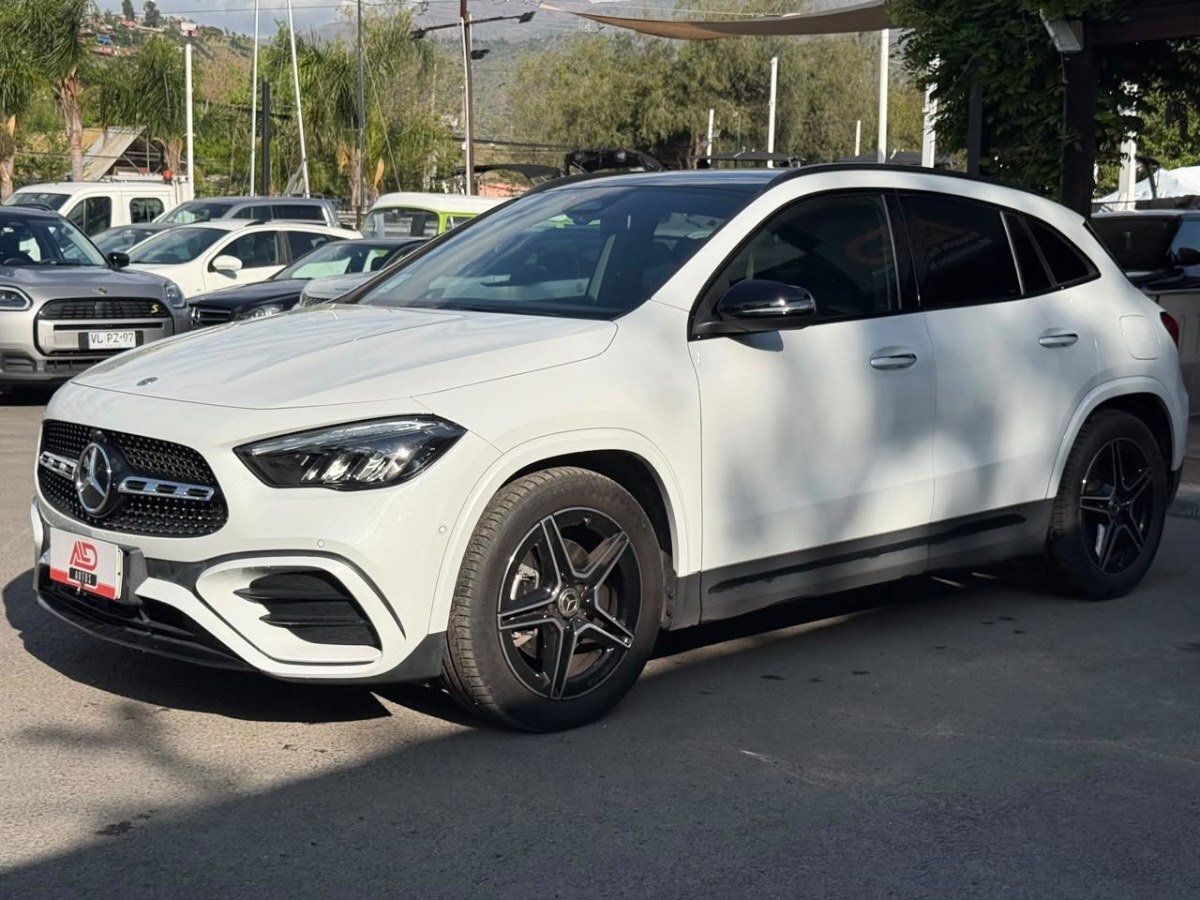 MERCEDES-BENZ GLA 200 2024 - FULL MOTOR