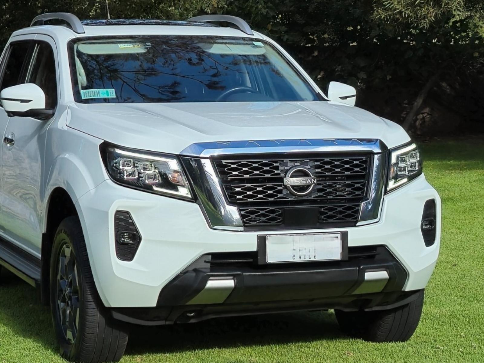 NISSAN NAVARA Platinum 4x4 Auto 2023 - FULL MOTOR