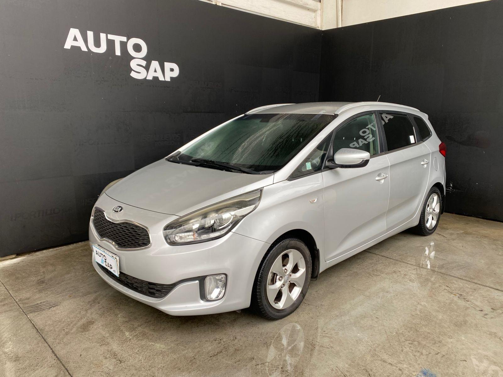 KIA CARENS EX 2.0  2014 EXCELENTE ESTADO, SIN DETALLES - 